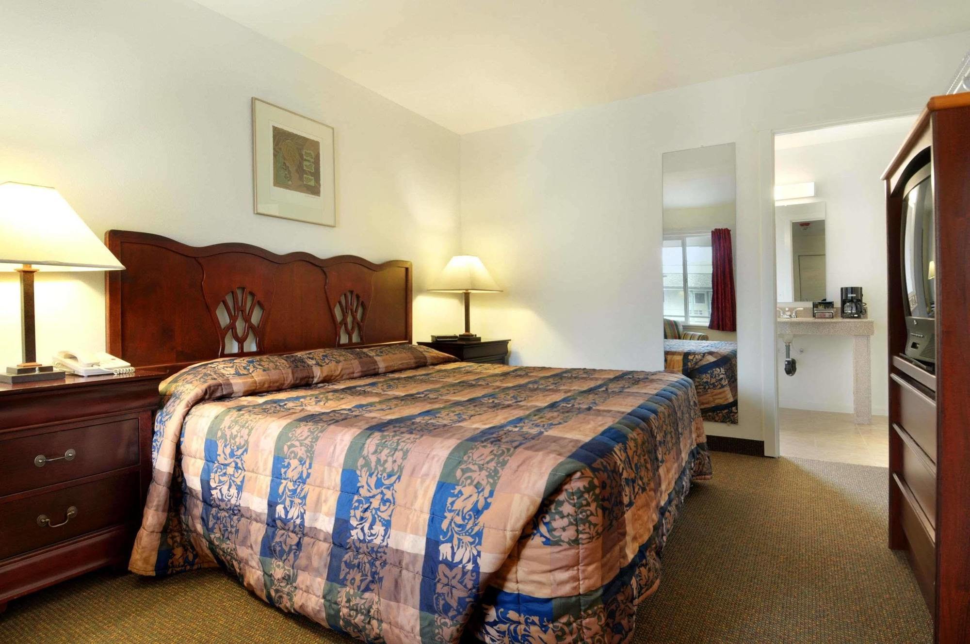 Knights Inn & Suites Seatac Airport シアトル（ワシントン州） エクステリア 写真